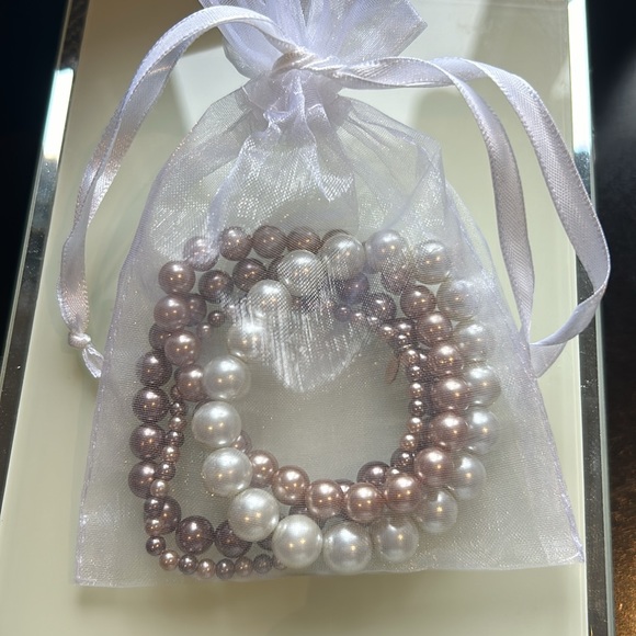 Set a 4 stackable, imitation, pearl bracelets. Fashion jewelry. Layer bracelet - Picture 4 of 4